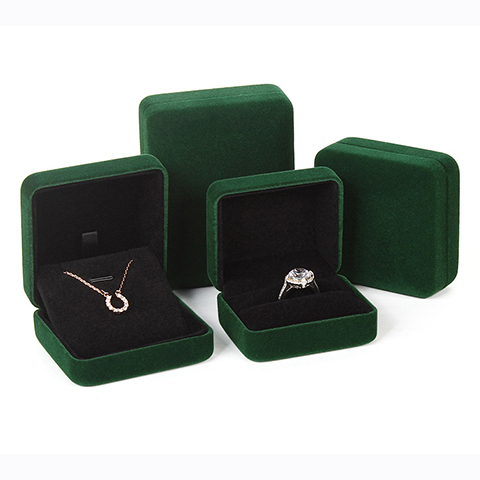Iron Embryo Flannelette Jewelry Box