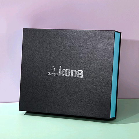 Classic Flip Top Box with Hot Stamping Brand
